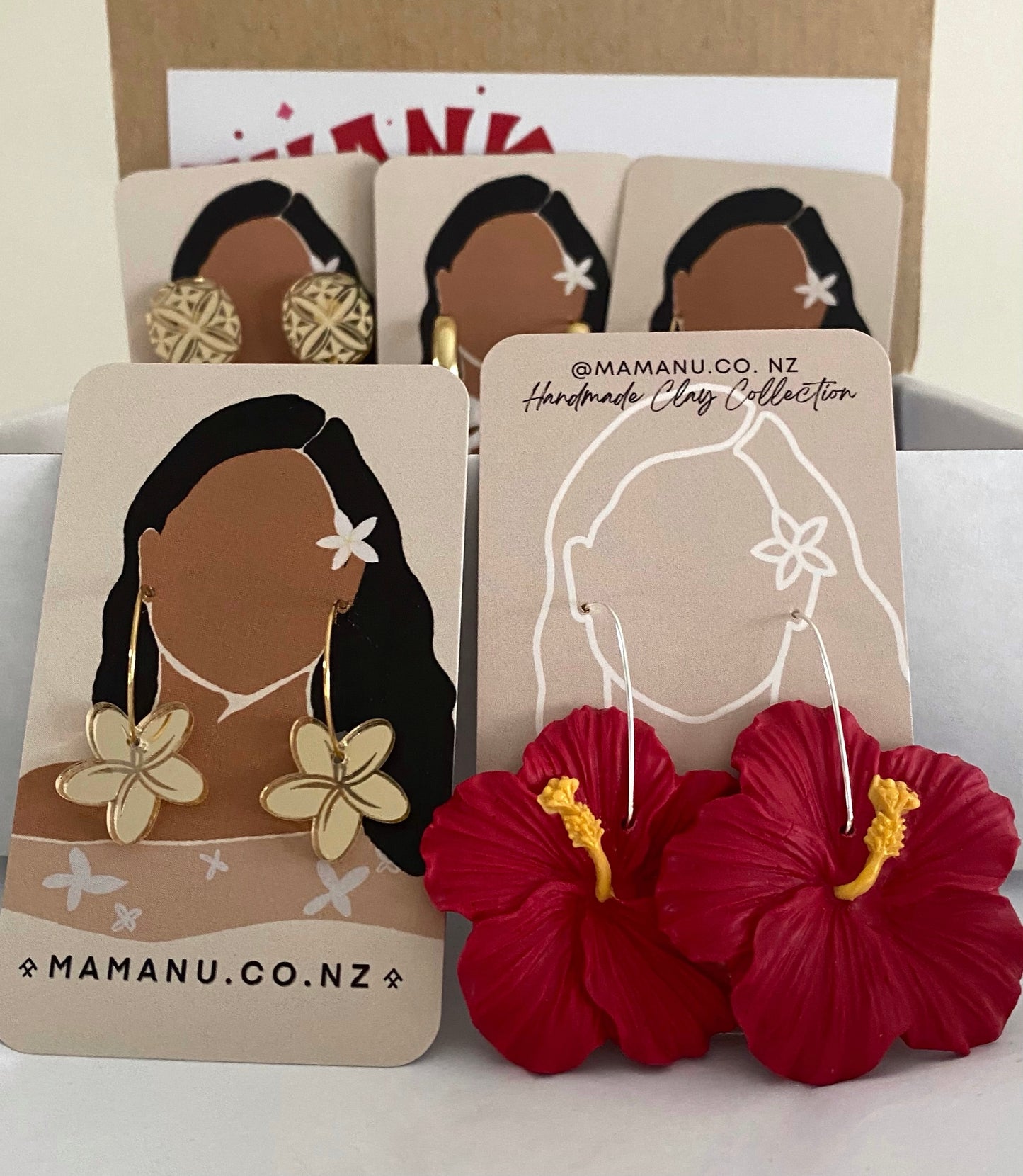 Clay Hibiscus Earrings (Red)