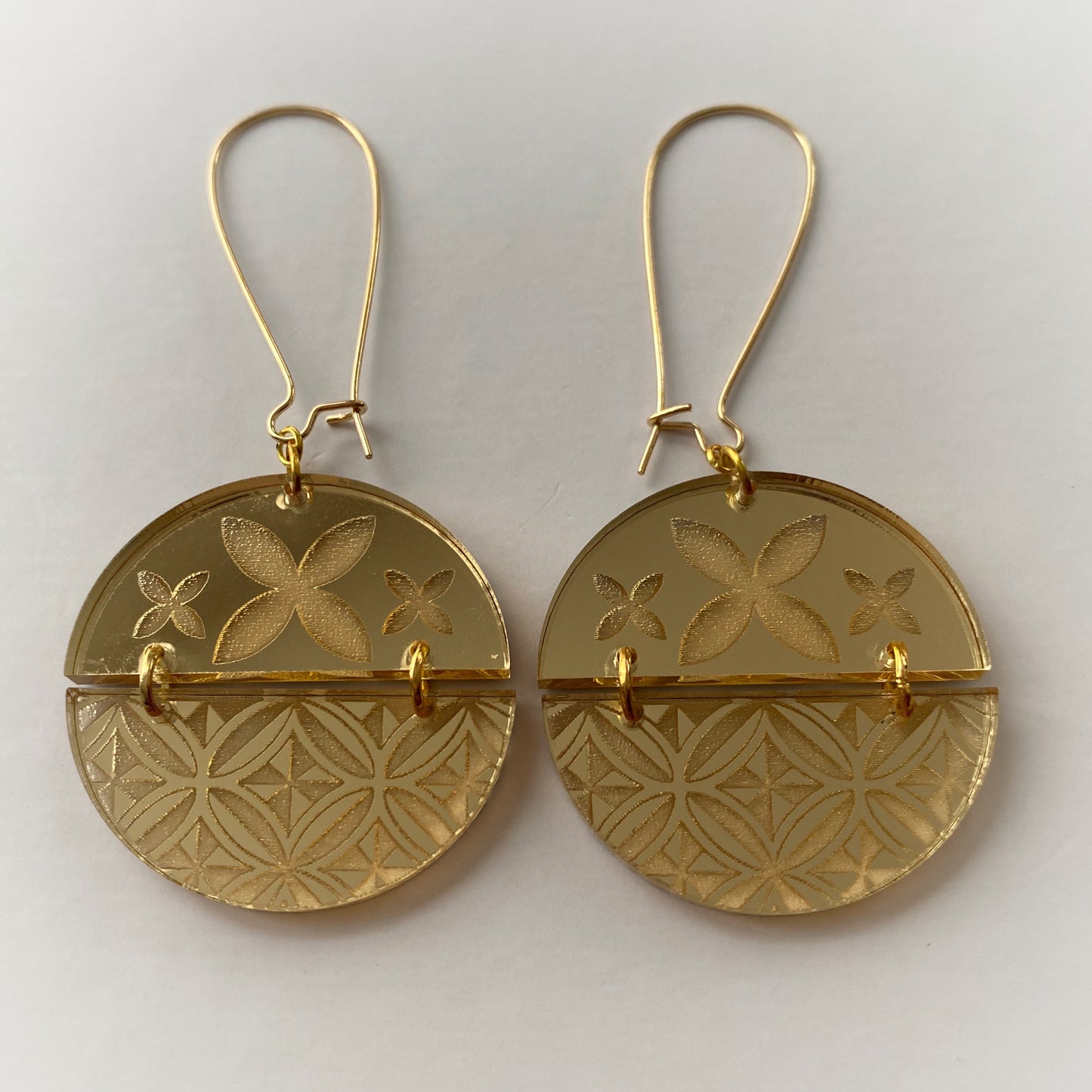 Vaelua Tipani Earrings
